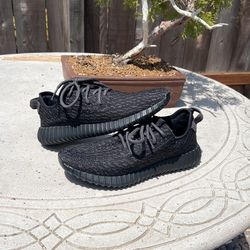 Adidas Yeezy Boost size 11
