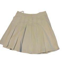 Shein Women's Mini Pleated Skirt White - Medium US Size 6 Good Condition