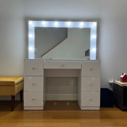 Makeup Vanity 