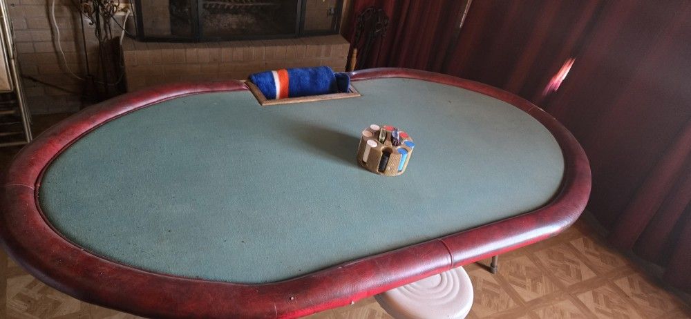 Poker Table