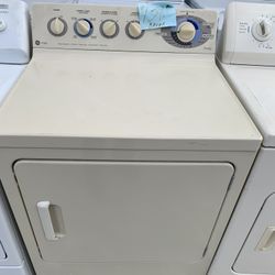 GE Dryer Clean Works Great. Warehouse pricing.  Warranty . Delivery Available . 2522 Market st. 33901 
