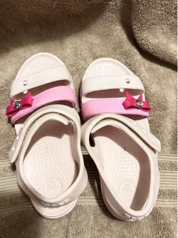 Girl sandals