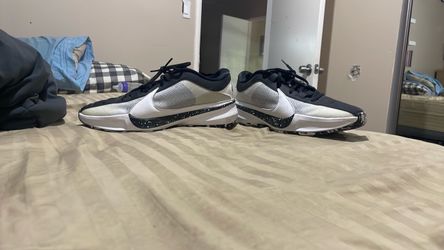 Nike Zoom Freak Oreo Basketball Shoes 10.5
