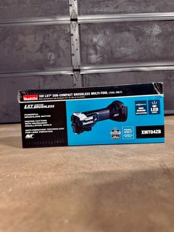 Makita 18V LXT Sub-Compact Brushless StarlockMax Cordless Oscillating Multi-Tool (Tool Only)