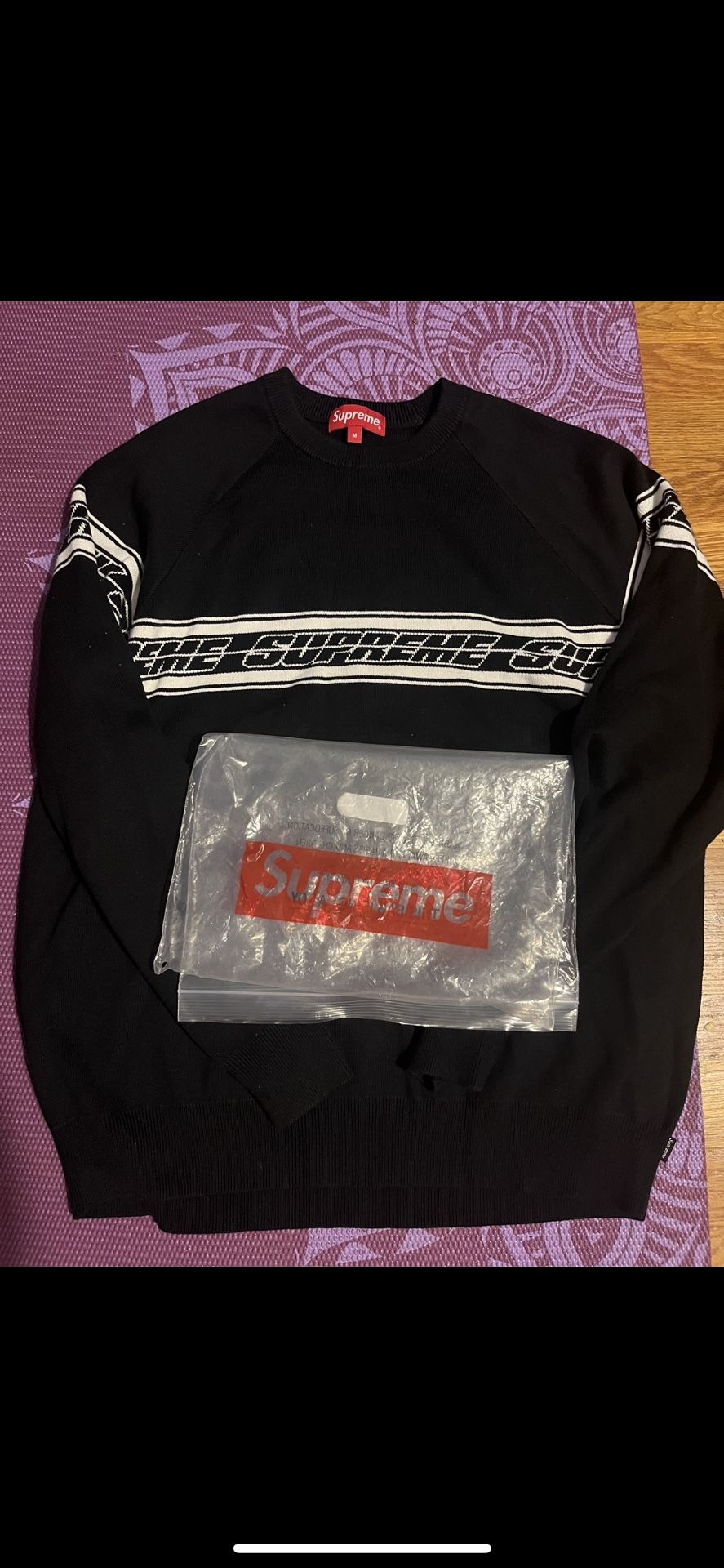 Supreme Crewneck