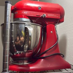 Kitchen Aid Mixer (used about 5 Times Only) 