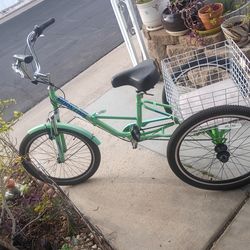 24" moon cool refoldable tricycle 3 wheel cruser