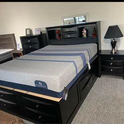 Emily Black Storage Platform Bedroom Set