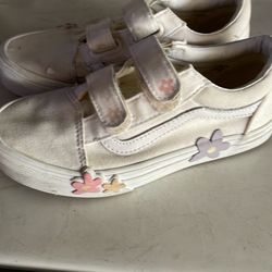 Cream vans Velcro
