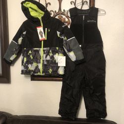 SPYDER KIDS SNOW  SET BIB AND JACKET 35 CASH ONLY AVAILABLE 