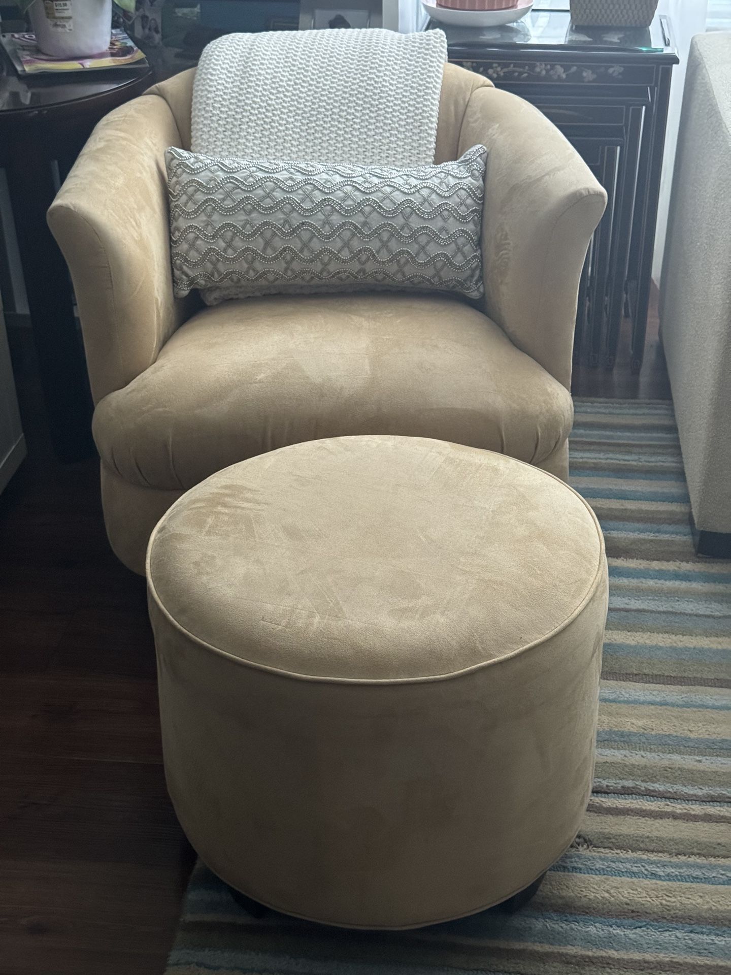 Chair swivel / rocker