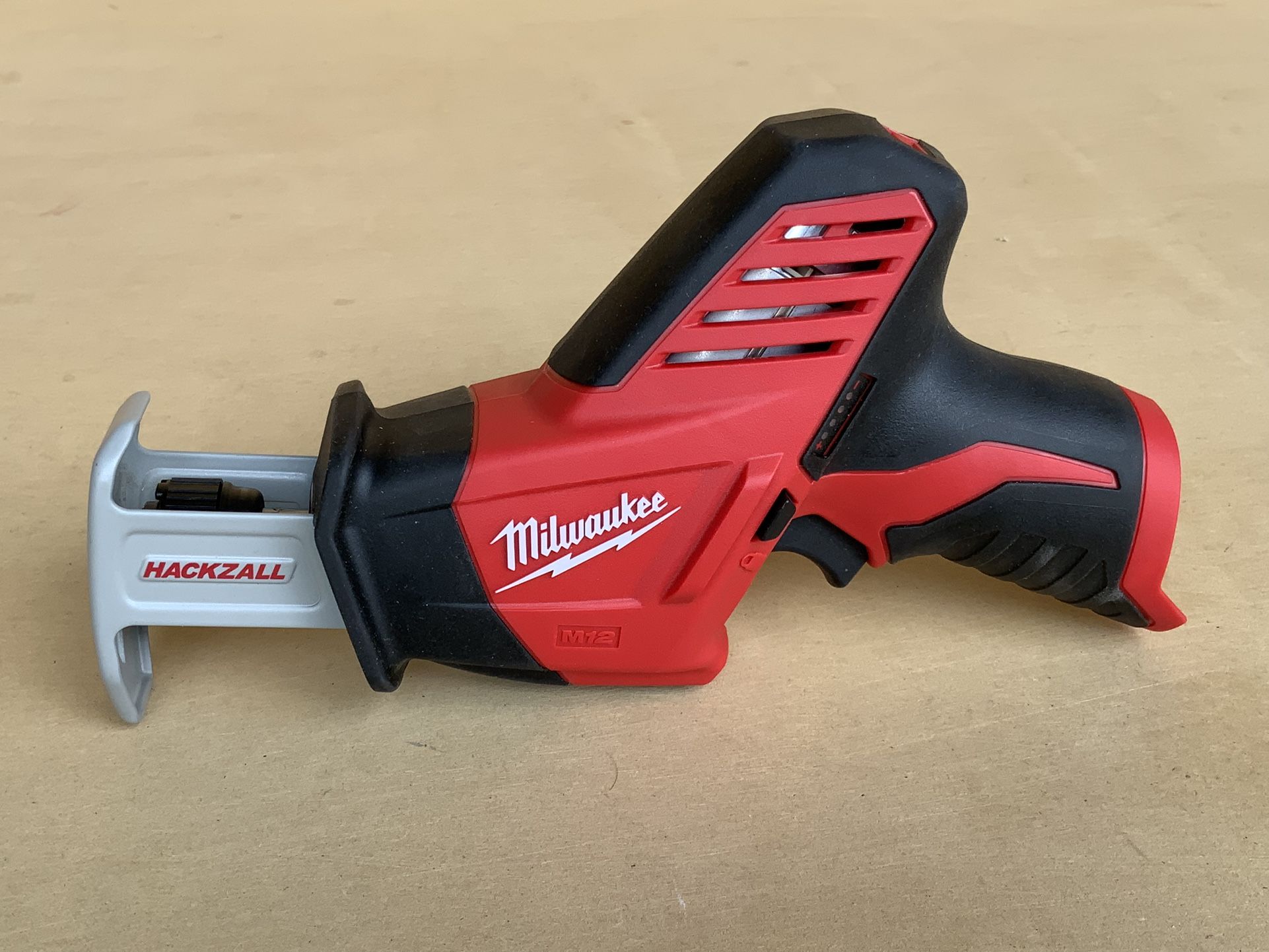 Milwaukee 2420-20 M12 12V Lithium-Ion HACKZALL Cordless Reciprocating Saw (Tool-Only)