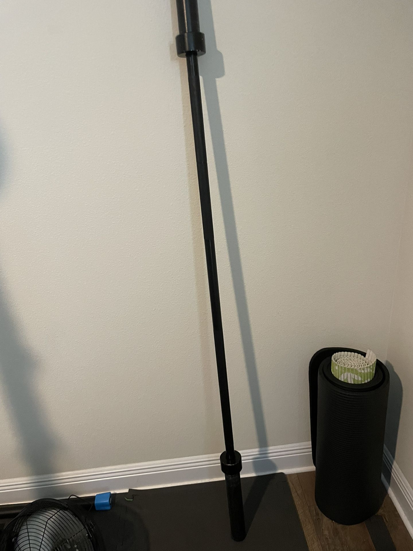Olympic barbell 6 foot