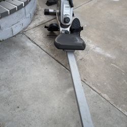 Rowing Machine 