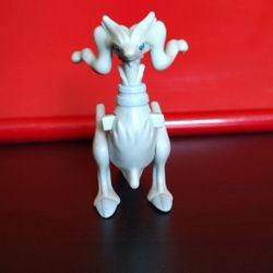 Pokemon McDonalds 2011 Figure Toy Reshiram.