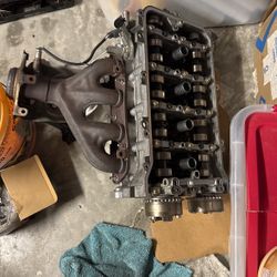 Toyota Corolla 2010 Engine.