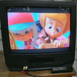 20" CRT Color Retro Gaming Television Model 2001