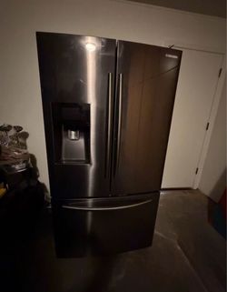 Samsung Fridge & Freeze - NEED GONE BY TOMORROW