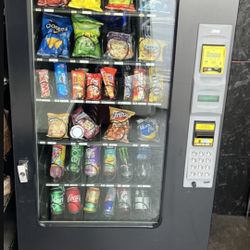 COMBO VENDING MACHINE