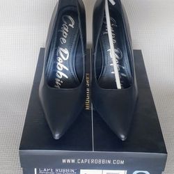 Brand New In Box! Black Heels (Sz 7)