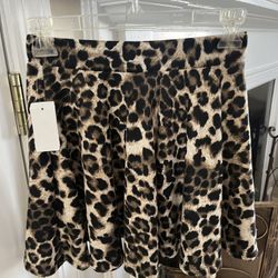 Woman’s Leopard Skirt 