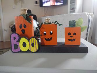 Wooden Halloween Decor