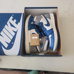 Nike Air Jordan 1 Retro High OG Size 10.5 Mens