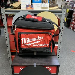 Milwaukee 15.75 in. PACKOUT Cooler Bag