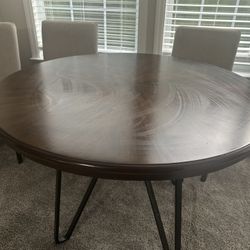 Weekend ONLY - ROUND DINING ROOM, TABLE SET, and 4 Bar Stools 