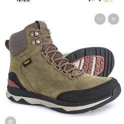 Teva Arrowood Utility Hiking Boots Sz 10