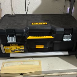 Like New Unused DeWalt Tote And Remove Power Case