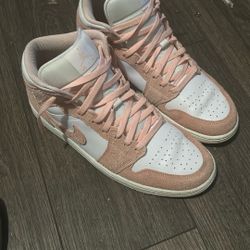 Air Jordan 1s Size 12.5 Men’s 