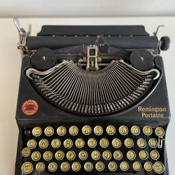 Antique Remington Portable Typewriter Citca 1920’s