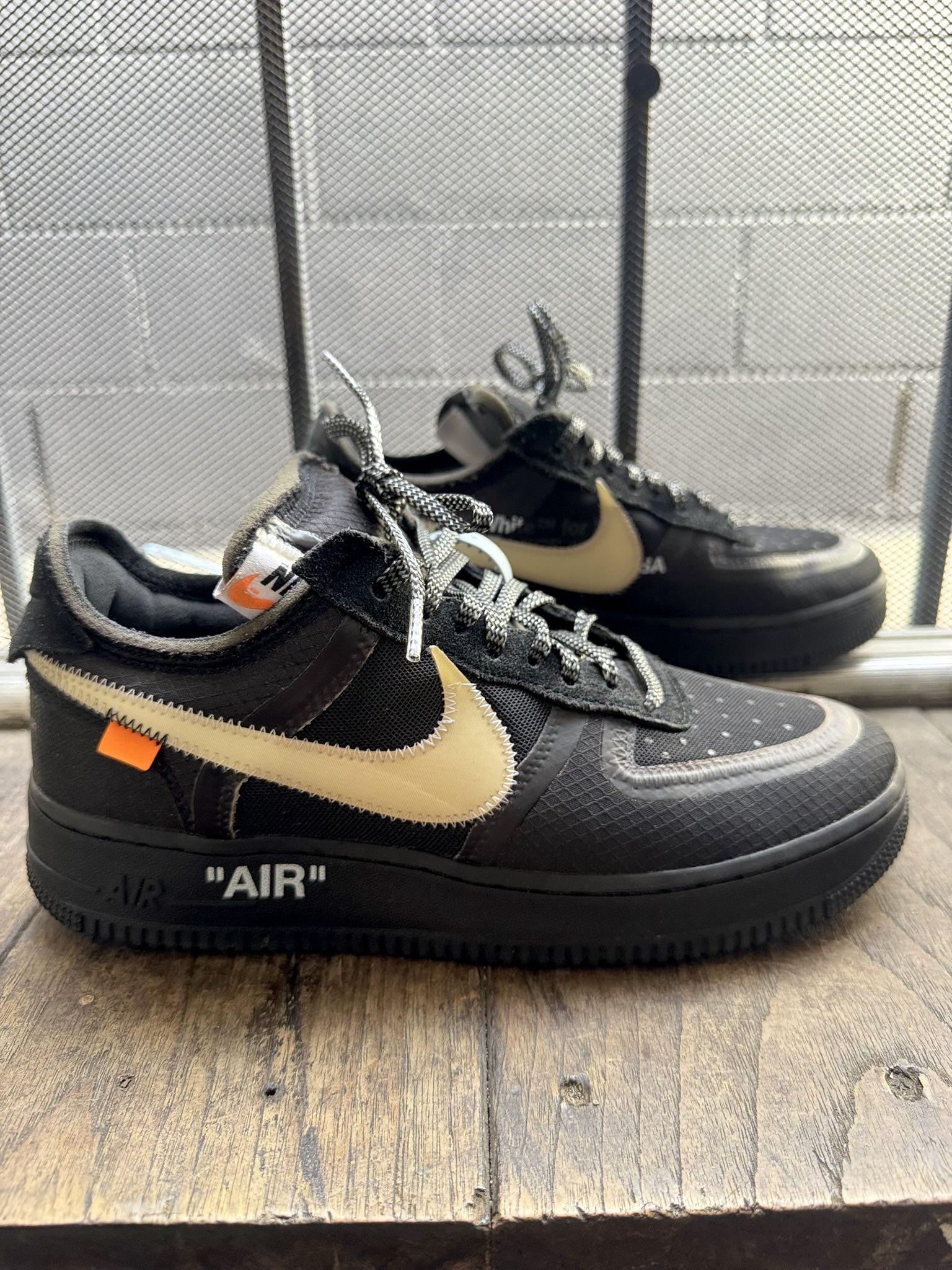 Nike Air Force 1 Off White Mens size 8
