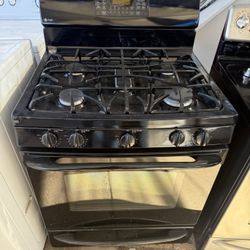 Black Ge Oven Range / Stove 