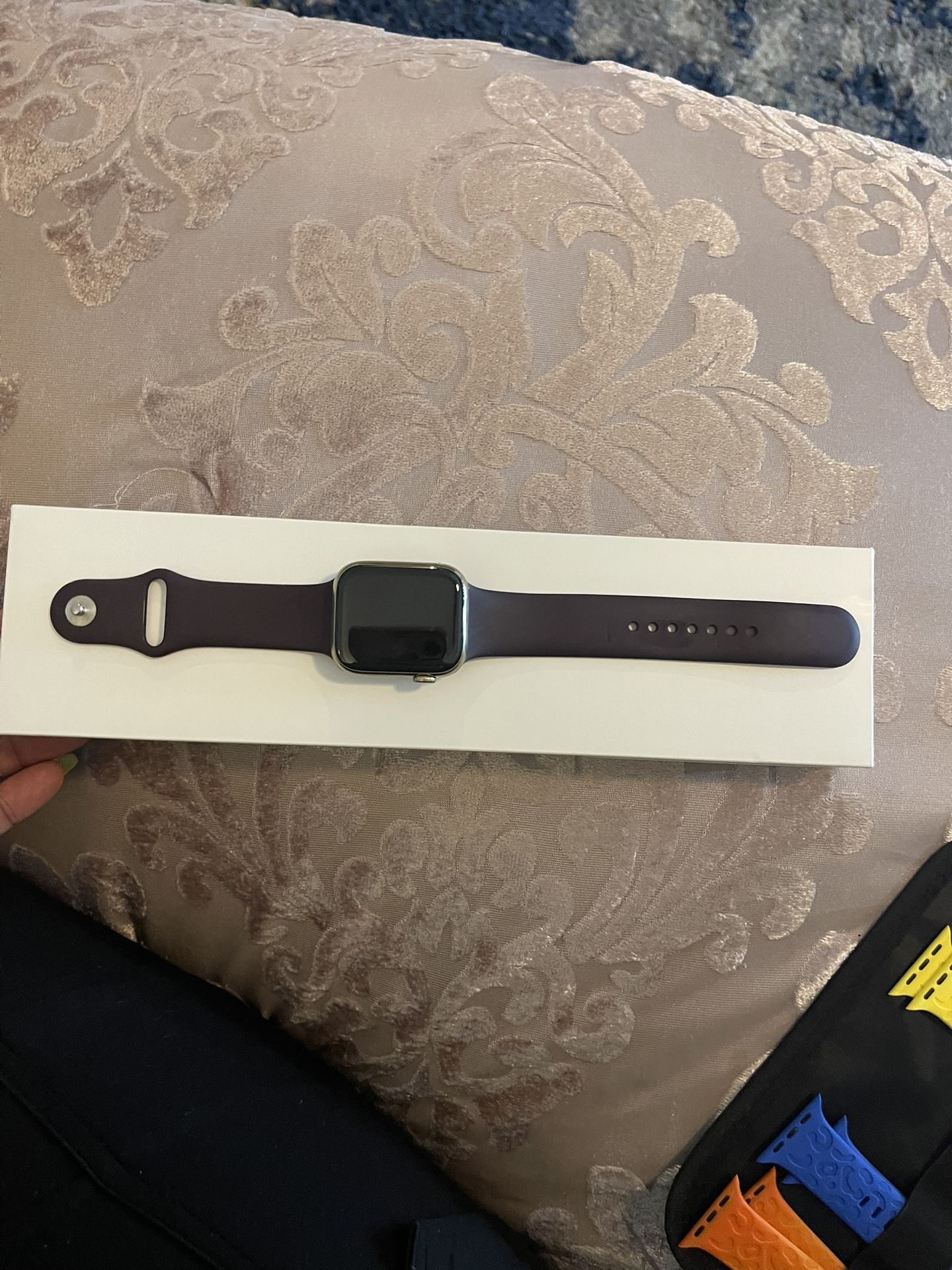 Apple Watch Series 7 Gold Stainless steel 45mm- Dark Cherry Sport Band