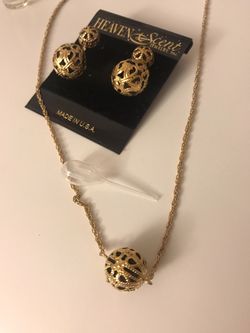 Necklace and earrings vintage / antique discontinued gold Mother’s Day gift