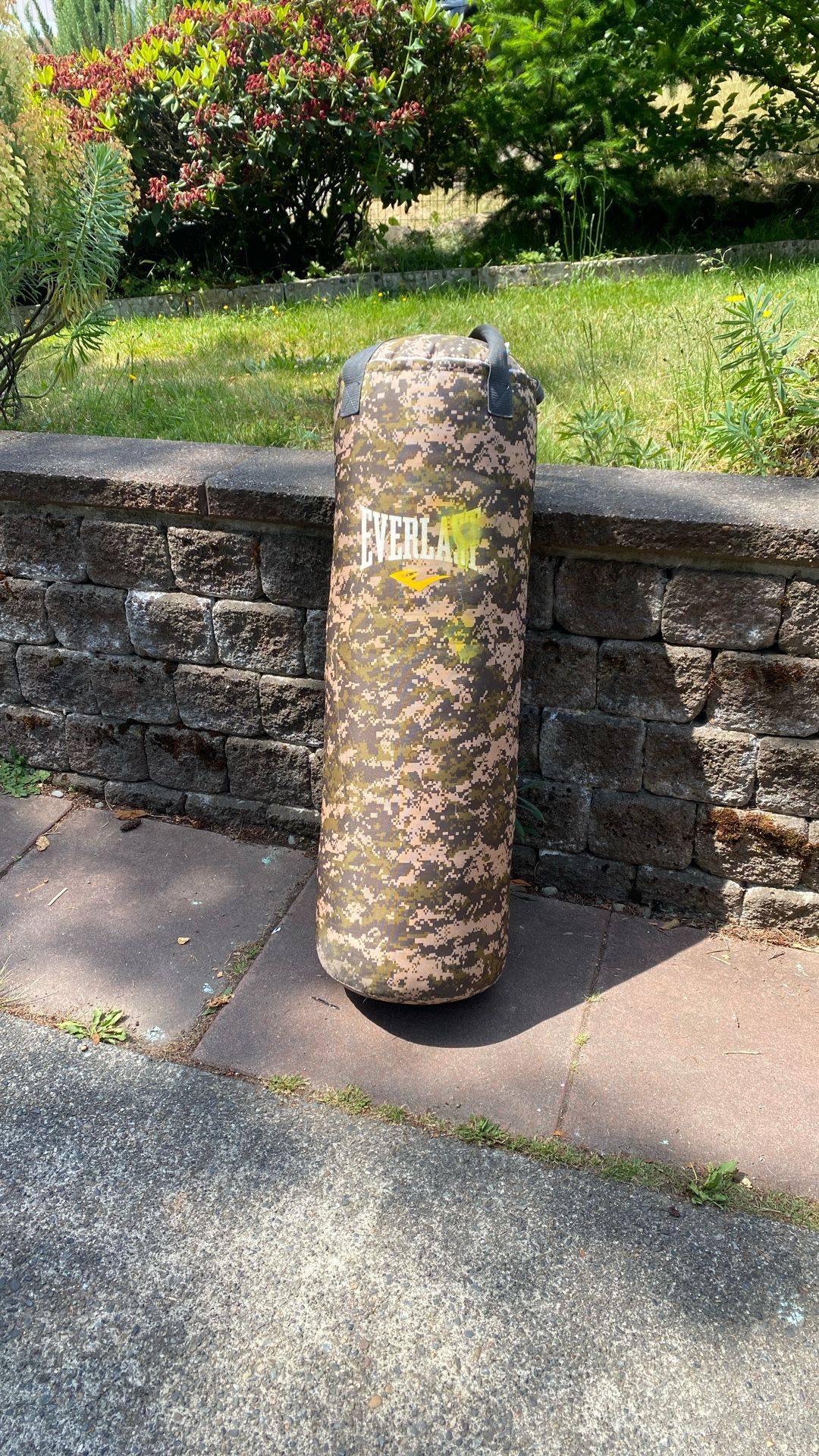 Everlast Camo Punching Bag