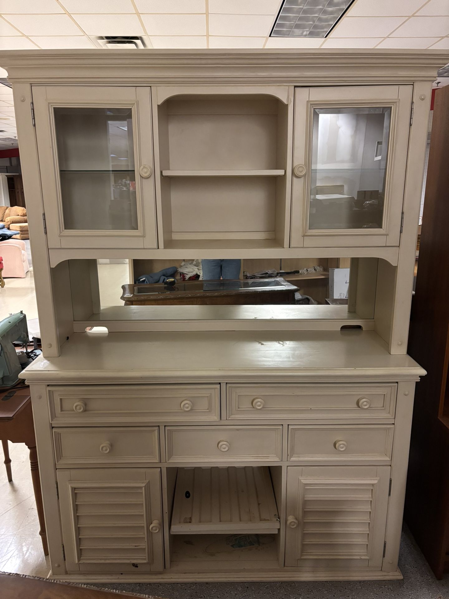 Large Cream Hutch 