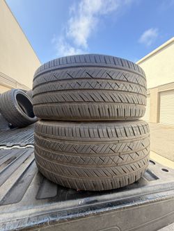 255/45/19 Laufenn 90%+ Tread (2)
