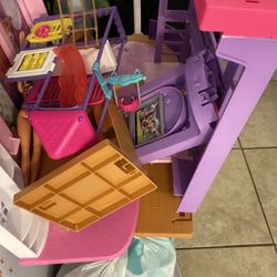 Barbie Doll House 