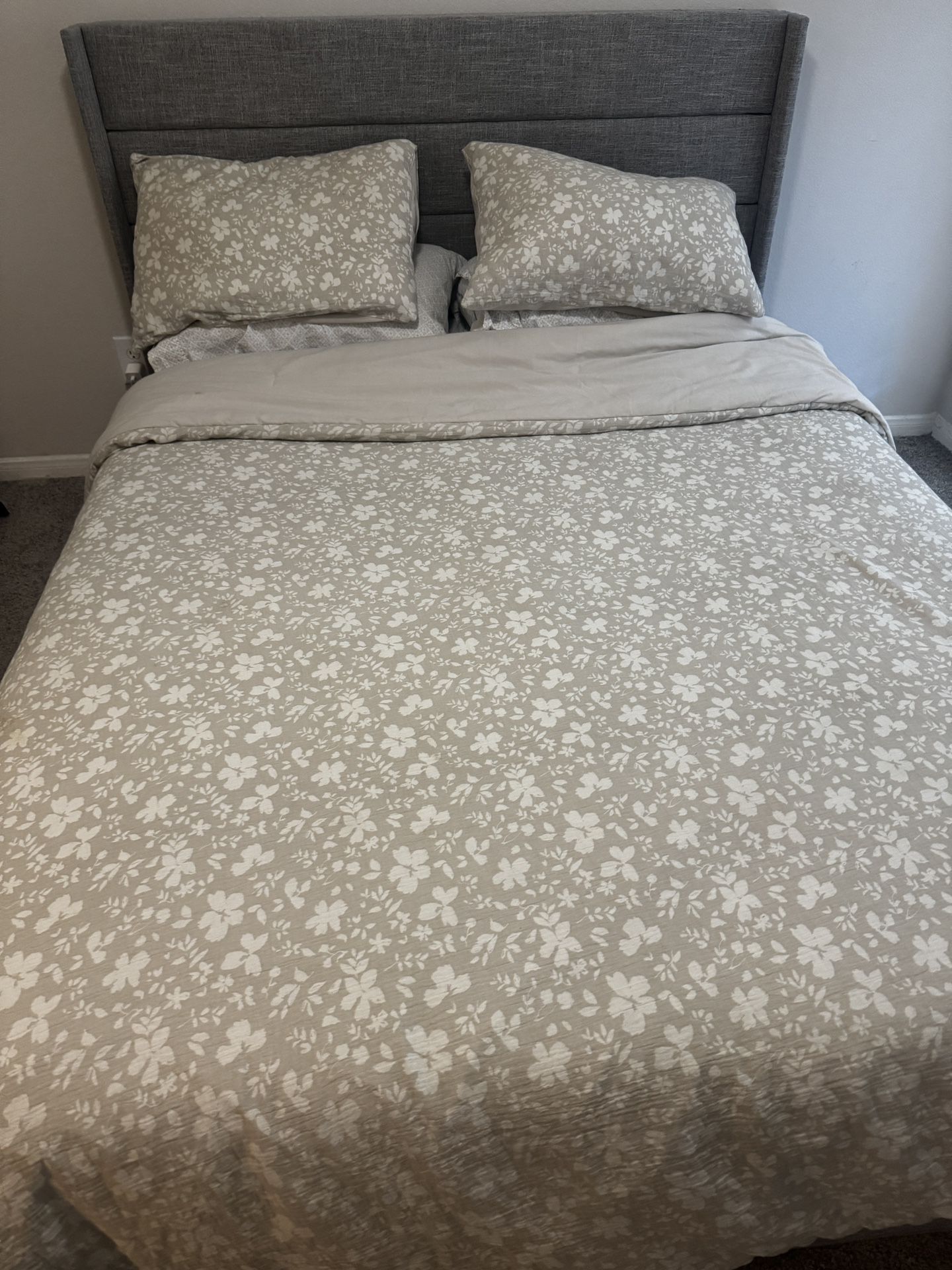 Queen size bed w box spring and mattress and storage underneath