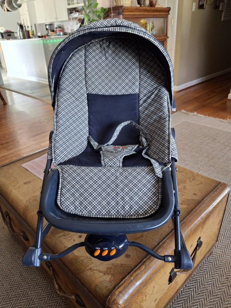 Combi Activity Rocker