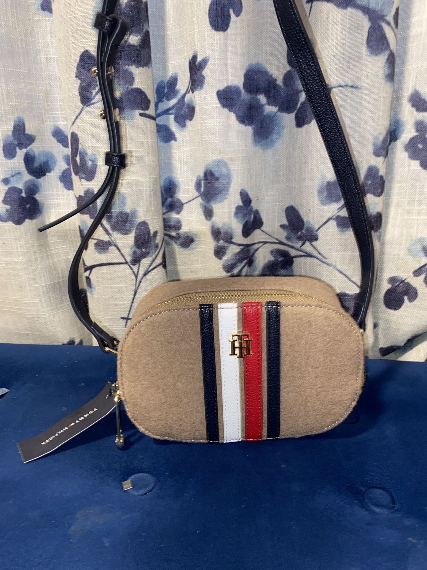 Tommy Hilfiger Bag