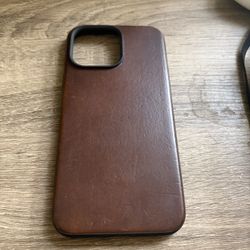 Nomad Leather Case