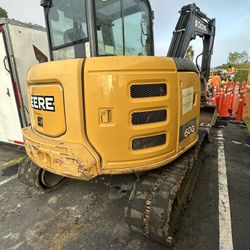 2018 60 G long Arm John Deere Excavator