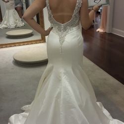 Gorgeous, Elegant Wedding Dress!