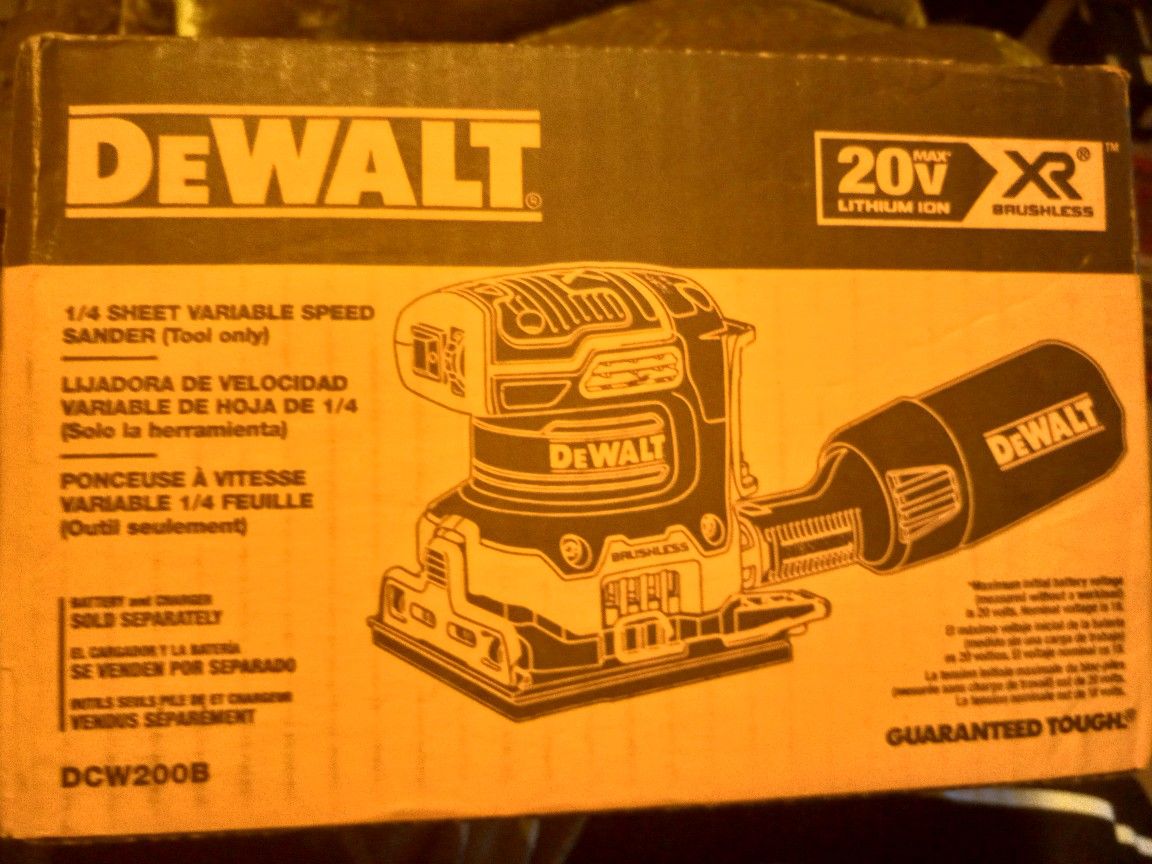 Dewalt Palm Sander