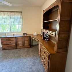 Young Hinkle Bedroom Set