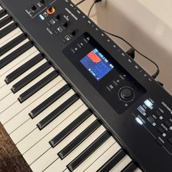 Studiologic Numa X 88 Key digital piano synthesizer